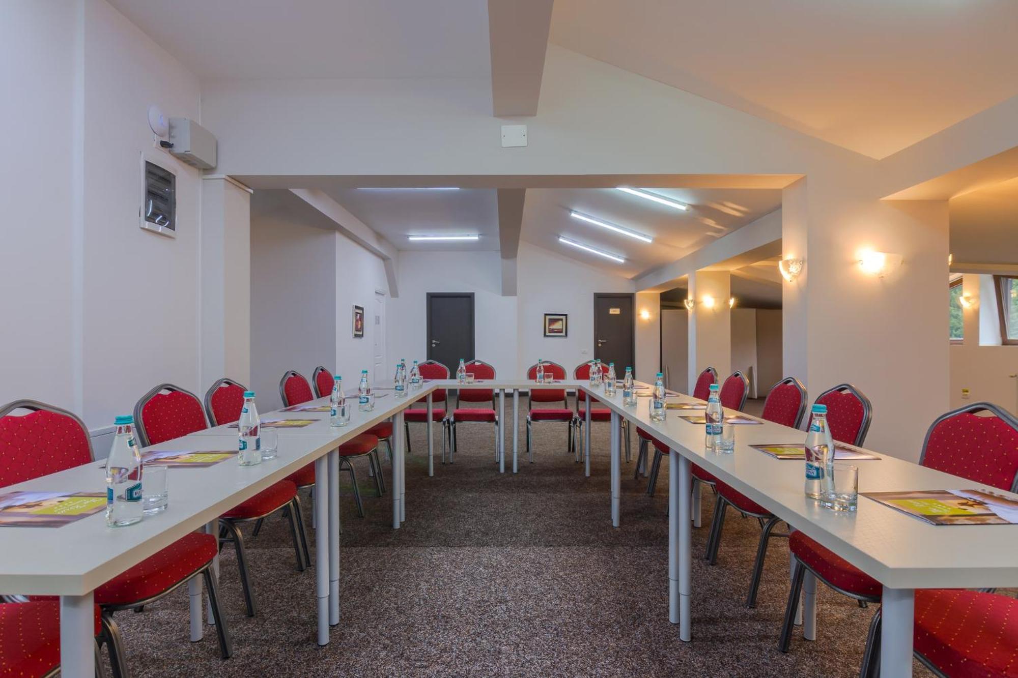 Rizzo Boutique Hotel Poiana Brasov Luaran gambar